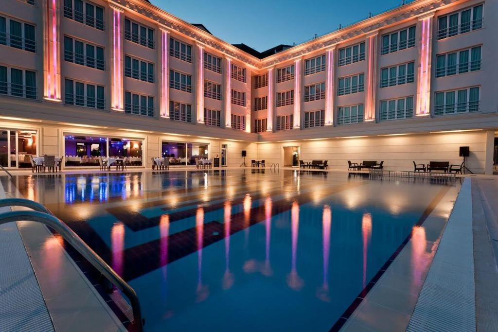 Melia Grand Hermitage